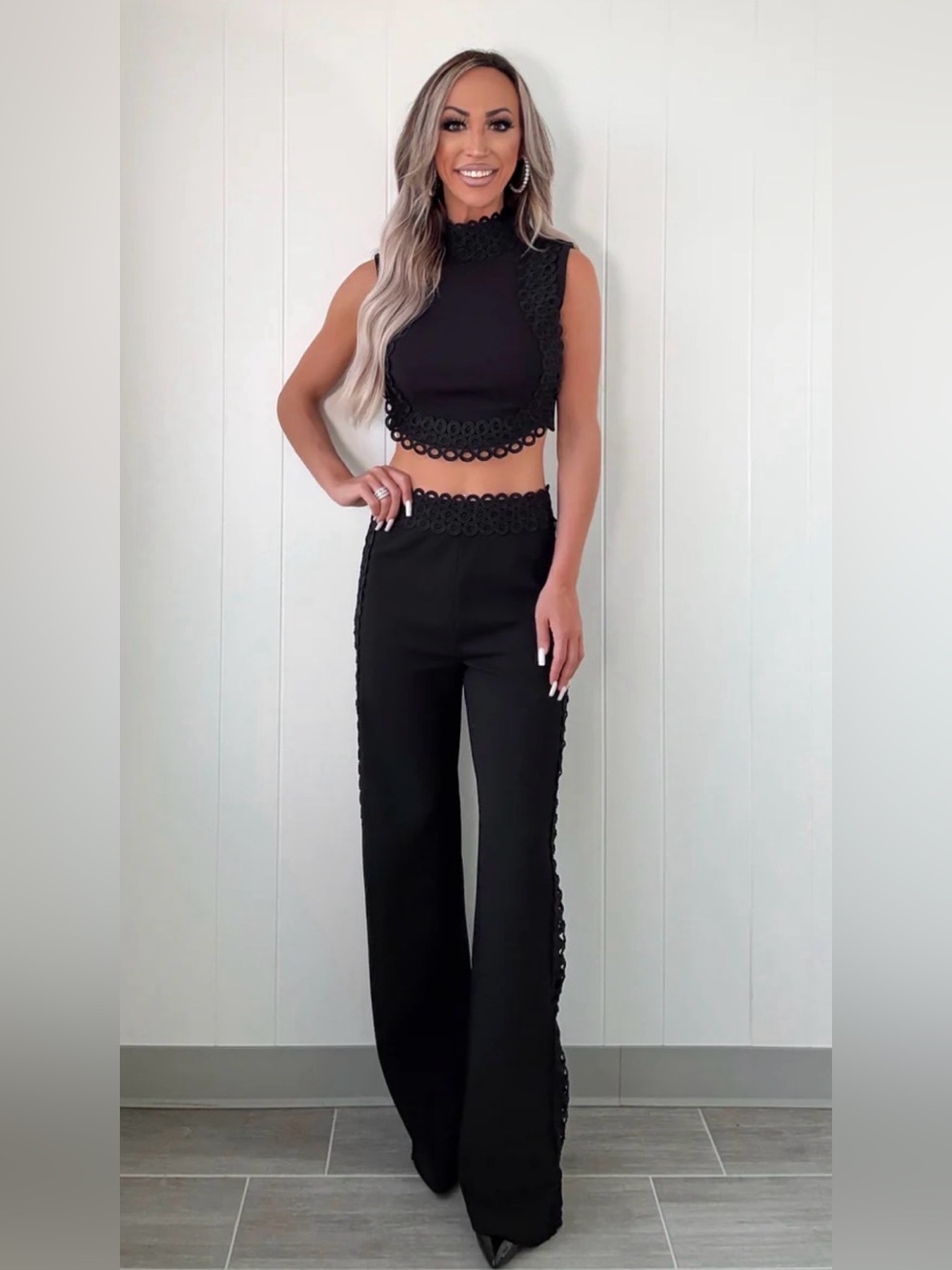 NWT Hearts Entwined Crop Top AND Pants Set - Black size small